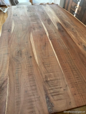 Esstisch von Landscape Akazie aus Massivholz Bild 2