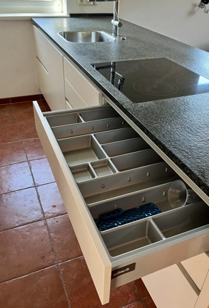 EWE Einbauküche weiß zu verkaufen  Bild 5