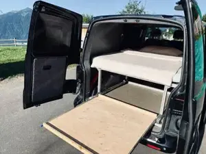 Vw T5.2 Kombi  140 Ps  Mit Campingeinbau 6 Sitzer Bild 8