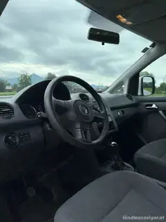 Verkaufe VW Caddy Combi - Trendline 1.6 Diesel Bild 3