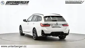 BMW 320d xDrive Touring // M Sportpaket // Anhängerkupplung // Ambiente Licht Bild 2
