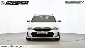 BMW 320d xDrive Touring // M Sportpaket // Anhängerkupplung // Ambiente Licht Bild 3