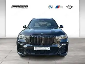 BMW X7 M50i M Sportpaket // Massagefunktion für Fahrer und Beifahrer // Panorama-Glasdach Sky Lounge Bild 3