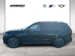 BMW X7 M50i M Sportpaket // Massagefunktion für Fahrer und Beifahrer // Panorama-Glasdach Sky Lounge Bild 5
