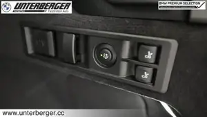 BMW 320d xDrive Touring // M Sportpaket // Anhängerkupplung // Ambiente Licht Bild 13