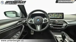 BMW 520d xDrive Touring // M Sportpaket // Anhängerkupplung Bild 10