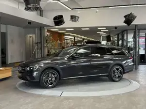 Mercedes-Benz E 400 Bild 3