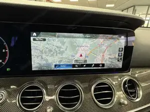 Mercedes-Benz E 400 Bild 19