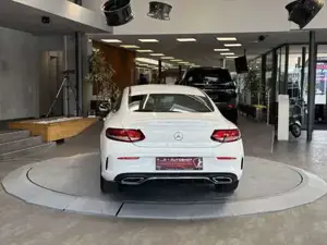 Mercedes-Benz C 200 Bild 10