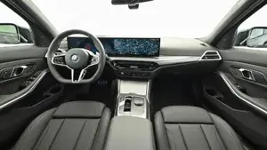 BMW 330e xDrive M Sportpaket // Innovationspaket // Komfortpaket Bild 9
