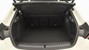 BMW 120i 5-Türer // M Sportpaket // Head Up Display // Anhängerkupplung Bild 14