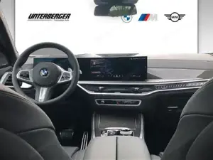 BMW X5 xDrive30d M Sportpaket // Anhängerkupplung // Panorama-Glasdach Sky Lounge Bild 6
