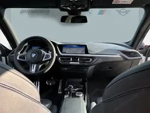 BMW 220i xDrive Gran Coupe // M Sportpaket // Sportsitze Bild 6