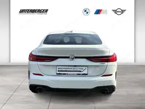 BMW 220i xDrive Gran Coupe // M Sportpaket // Sportsitze Bild 4