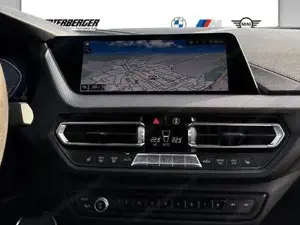 BMW 220i xDrive Gran Coupe // M Sportpaket // Sportsitze Bild 7