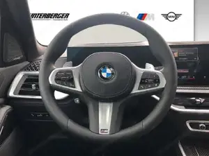 BMW X5 xDrive30d M Sportpaket // Anhängerkupplung // Panorama-Glasdach Sky Lounge Bild 8