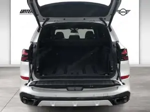 BMW X5 xDrive30d M Sportpaket // Anhängerkupplung // Panorama-Glasdach Sky Lounge Bild 11