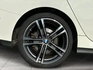 BMW 220i xDrive Gran Coupe // M Sportpaket // Sportsitze Bild 12