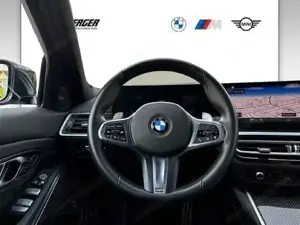 BMW 320d xDrive Limousine // M Sportpaket // Anhängerkupplung Bild 8
