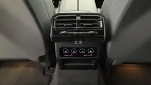 BMW i5 M60 xDrive Limousine Vorführfahrzeug // M Sportpaket // Sitzheizung vorne und hinten // 8-fac Bild 14