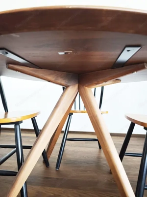 Esstisch mit 4 Stühlen Bild 2