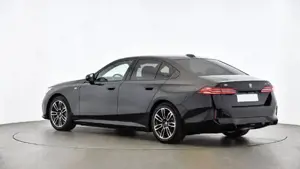 BMW i5 xDrive40 M Sportpaket // Head-Up Display // DAB-Tuner Bild 3