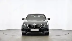 BMW i5 xDrive40 M Sportpaket // Head-Up Display // DAB-Tuner Bild 4