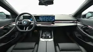 BMW i5 xDrive40 M Sportpaket // Head-Up Display // DAB-Tuner Bild 10