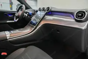 MERCEDES-BENZ GLC 220 Bild 8