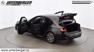 BMW 318d DAB-Tuner // Komfortzugang //  Sport-Lederlenkrad Bild 8