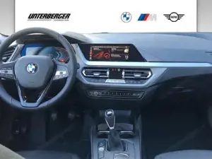 BMW 116d Modell Advantage // Komfortzugang //  Fernlichtassistent Bild 6