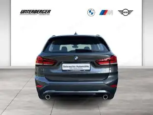 BMW X1 xDrive20d Sport Line // Komfortzugang // Auffahrwarnung mit City-Anbremsfunktion Bild 4