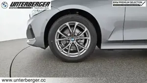 BMW 320d xDrive Sportsitze Fahrer und Beifahrer // elektrische Anhängerkupplung // Lenkradheizung Bild 15