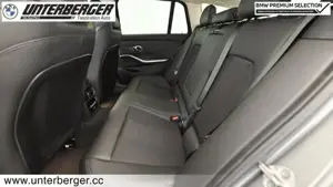 BMW 320d xDrive Sportsitze Fahrer und Beifahrer // elektrische Anhängerkupplung // Lenkradheizung Bild 13