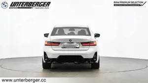 BMW 320d xDrive M Sportpaket // DAB-Tuner // Anhängerkupplung elektrisch Bild 4