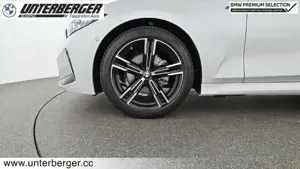 BMW 320d xDrive M Sportpaket // DAB-Tuner // Anhängerkupplung elektrisch Bild 15