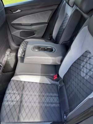 VW Golf R-Line 1,5 TSI ACT Limousine Bild 9