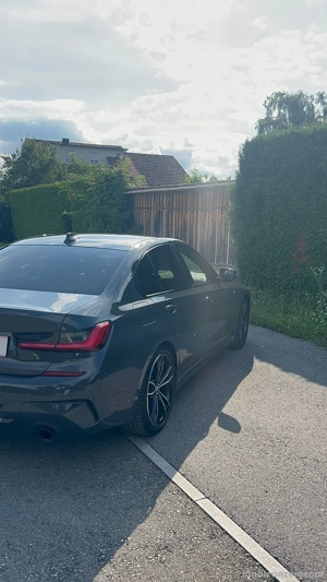 BMW 330d M Sport  Bild 4
