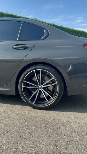 BMW 330d M Sport  Bild 5