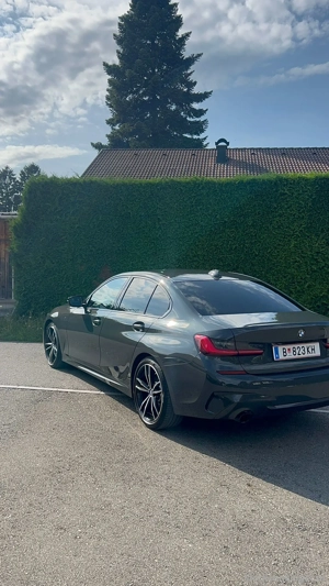 BMW 330d M Sport  Bild 9