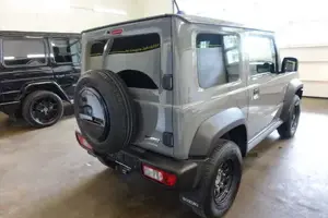 Suzuki Jimny Bild 16