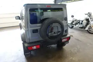 Suzuki Jimny Bild 18
