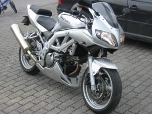Suzuki SV 650 S, zum Instandsetzen Bild 2