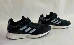 ADIDAS lightmotion Kinderschuh Größe: 33 Turnschuh