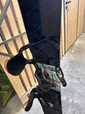 Snowboard Gnu (Double Rocker Hybrid Camber). Bild 3