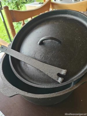 Gusstopf m. Deckel + Deckelheber 30cm Bild 2