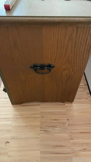 Holztruhe zur Aufbewahrung Bild 3