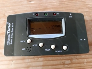 Gitarrenzubehör: Stimmgeräte, Ständer, Wandhalter, Saiten. tiptop, ab 5 Euro Bild 4