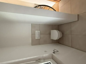 Sonnige 2,5-Zimmer-Wohnung mit Terrasse in Höchst Bild 7