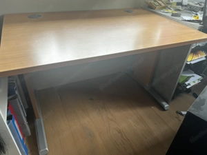 Schreibtisch massiv Profiausführung